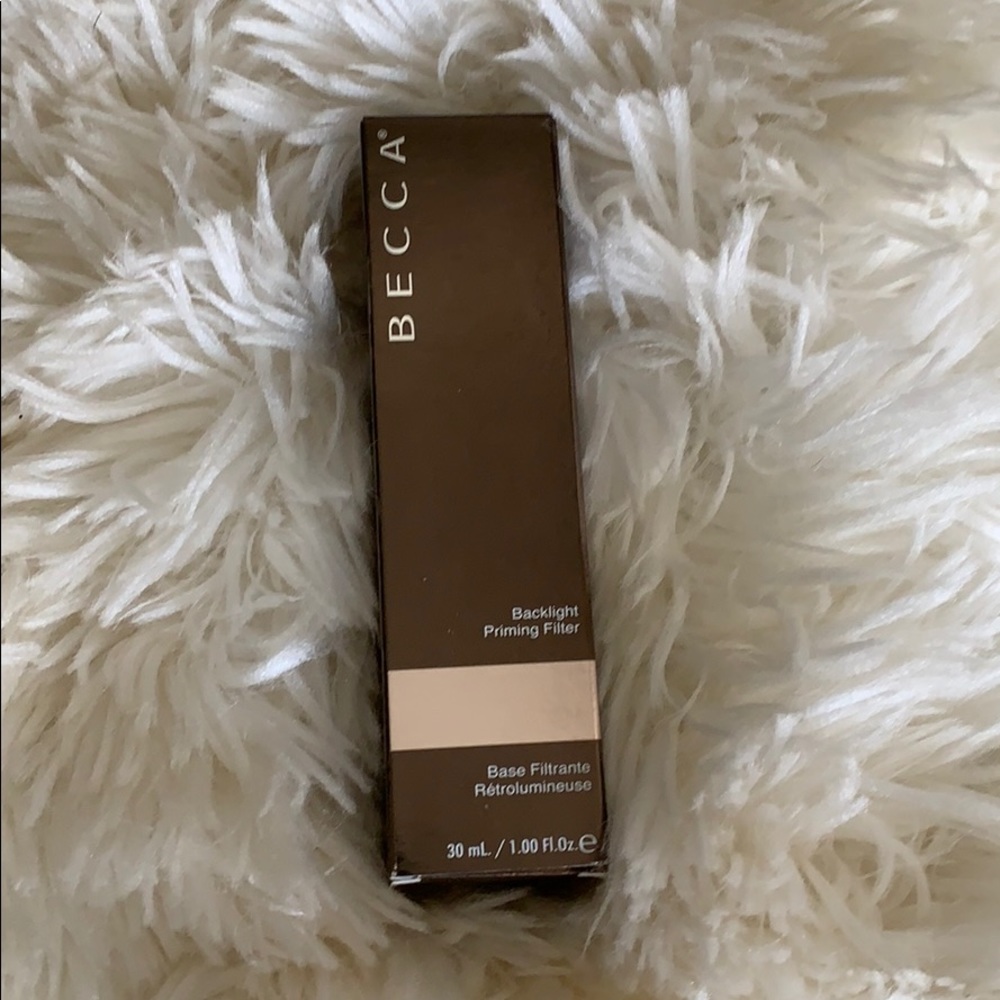 New in box, Becca backlight priming filter